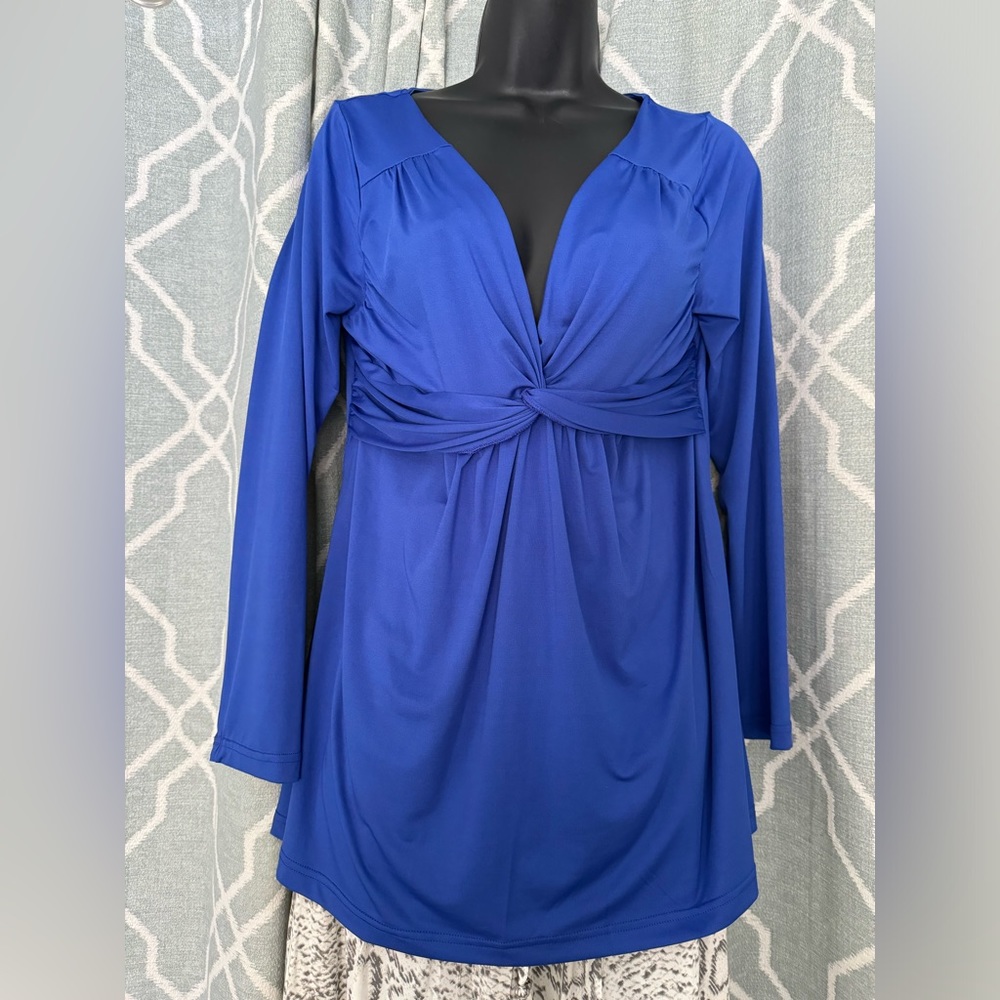 Ladies size medium paragon top